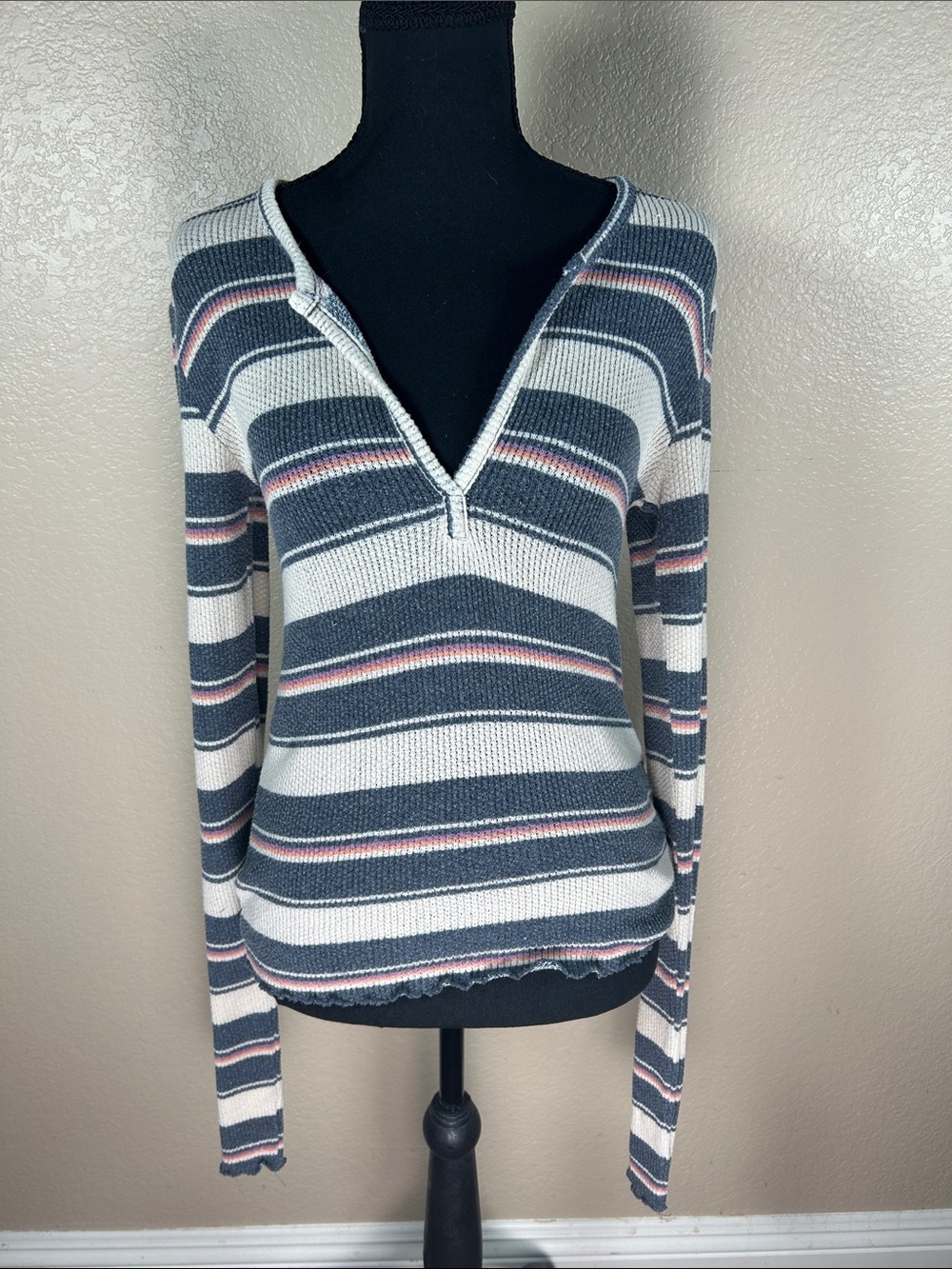 Urban Outfitters Striped V-Neck Sweater Navy Cream Pink Size M
